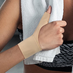Wrist and thumb support – Adjustable, breathable, stabilizing for “mommy hand”